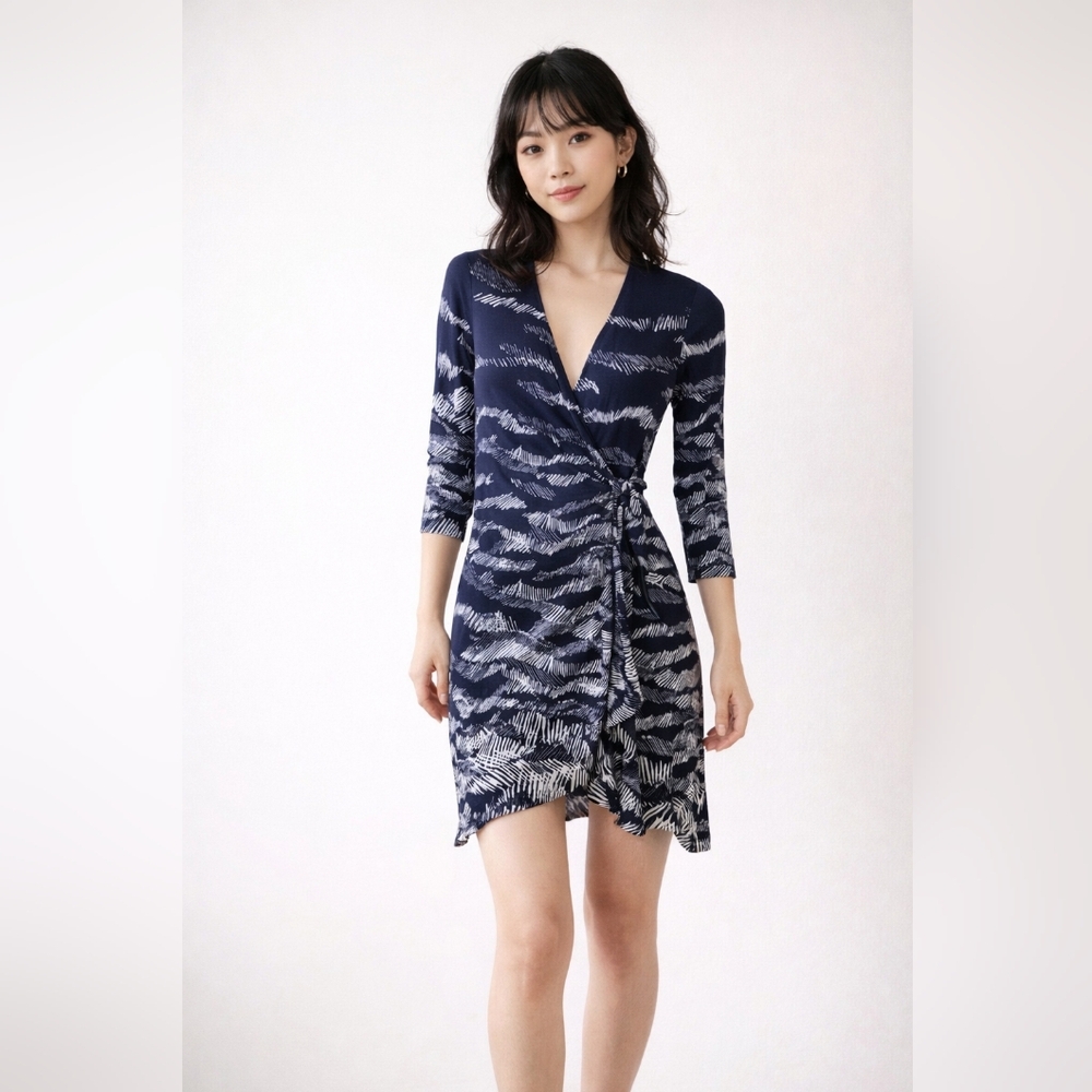 BCBGMAXAZRIA Petite XS Adele Women's Wrap Dress 3/4 Sleeve Knee Length Navy Blue